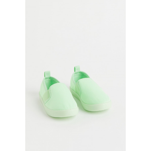 Сліпони H&M світло-зелені для хлопчиків розмір 27, 28, 32
